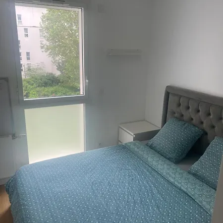 Homestay Pantin Home *