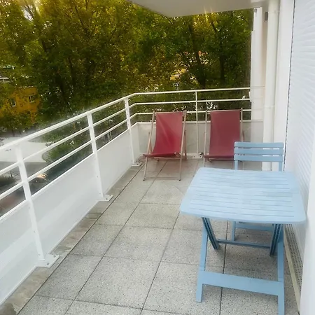 Homestay Pantin Home